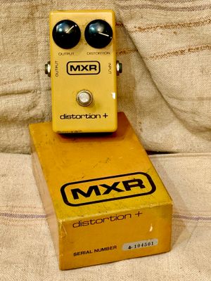 1980 MXR Distortion + Plus Block Logo Yellow w/Box