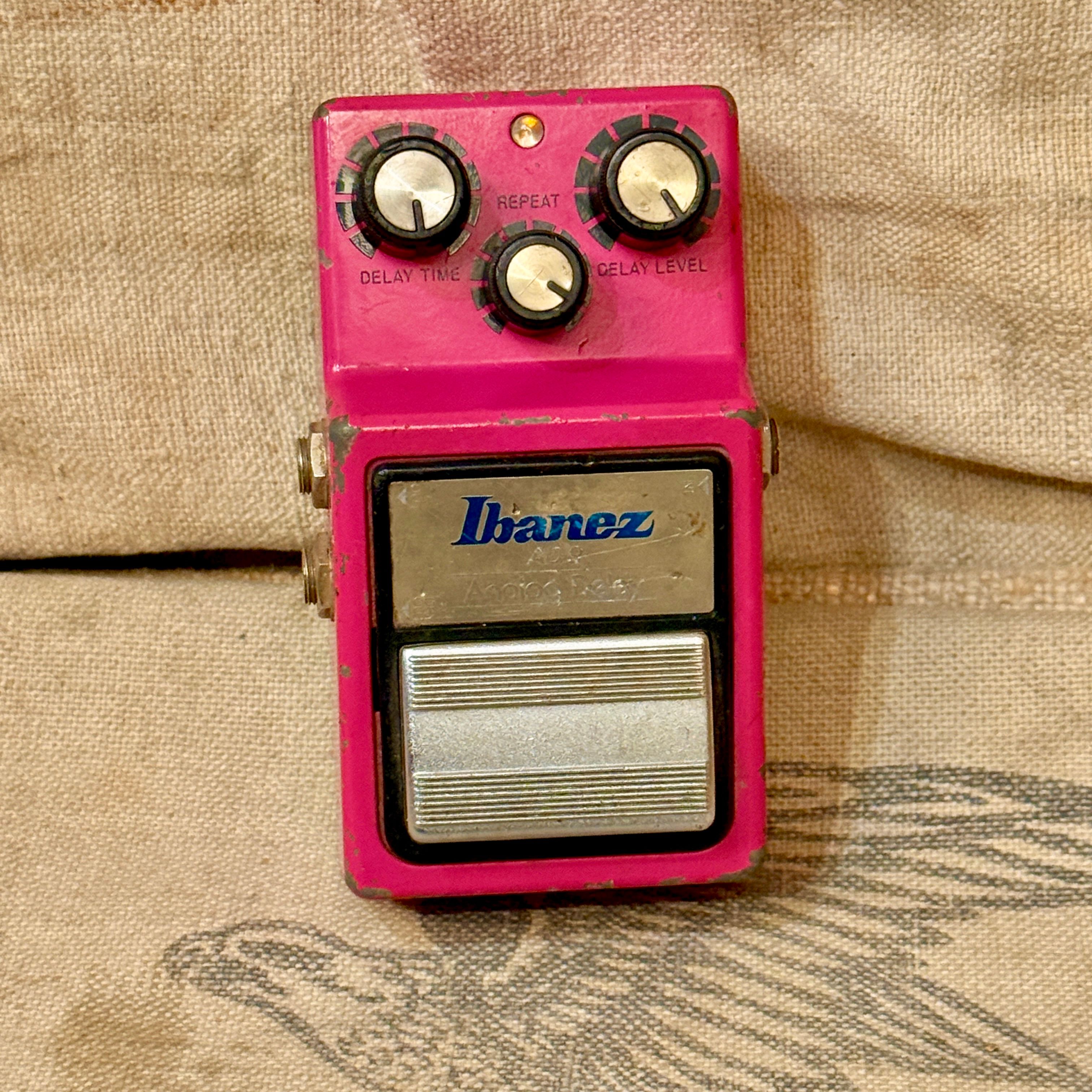 1984 Ibanez AD-9 Analog Delay Pink