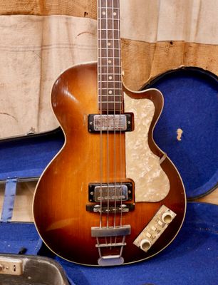 1965 Hofner 500/2 Club Bass Sunburst