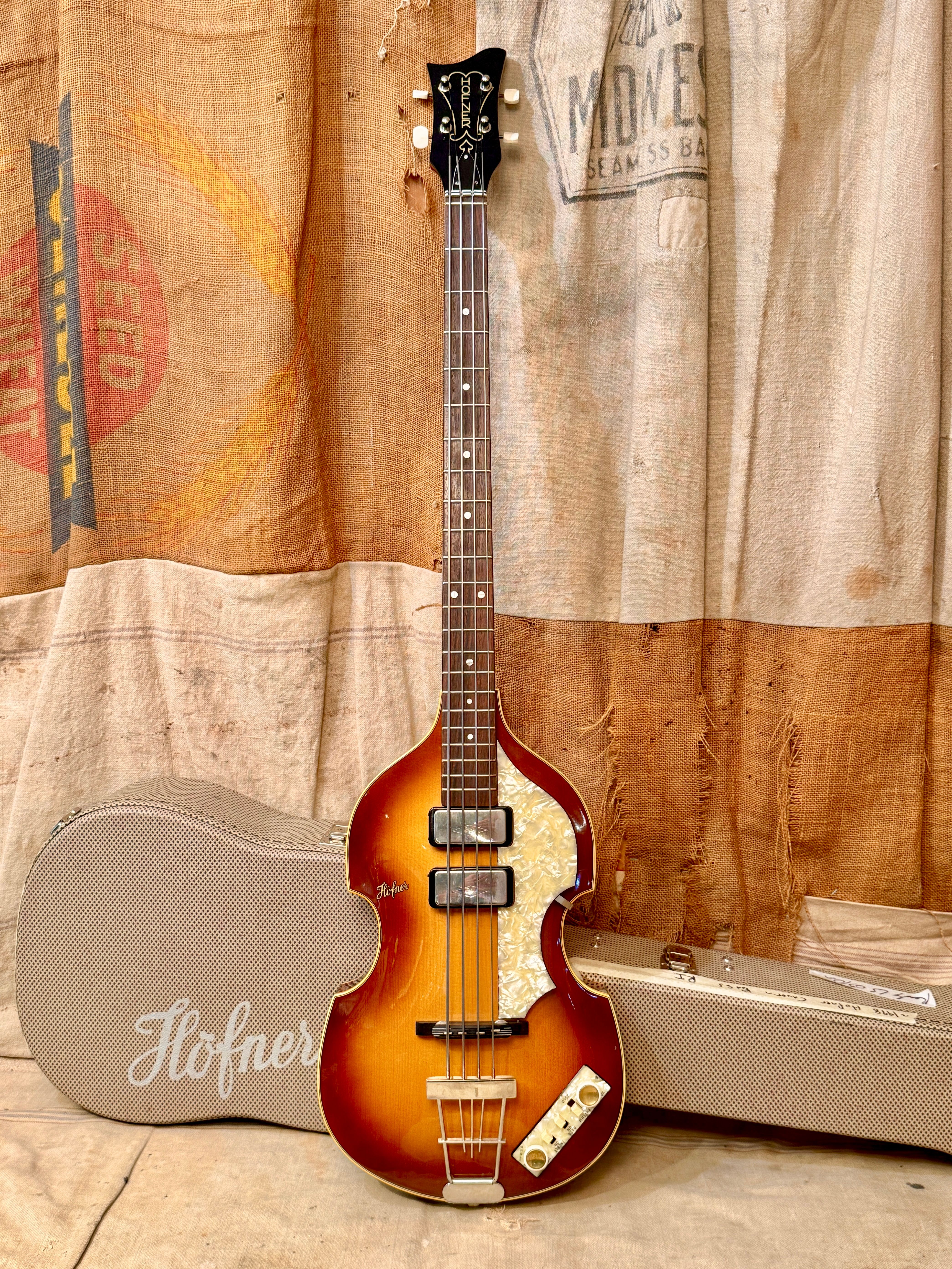 1998 Hofner 500/1 Cavern Bass Reissue Sunburst