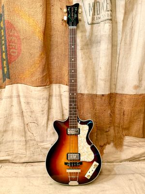 2015 Hofner 500/2 Club Bass Double Cutaway Reissue  Sunburst