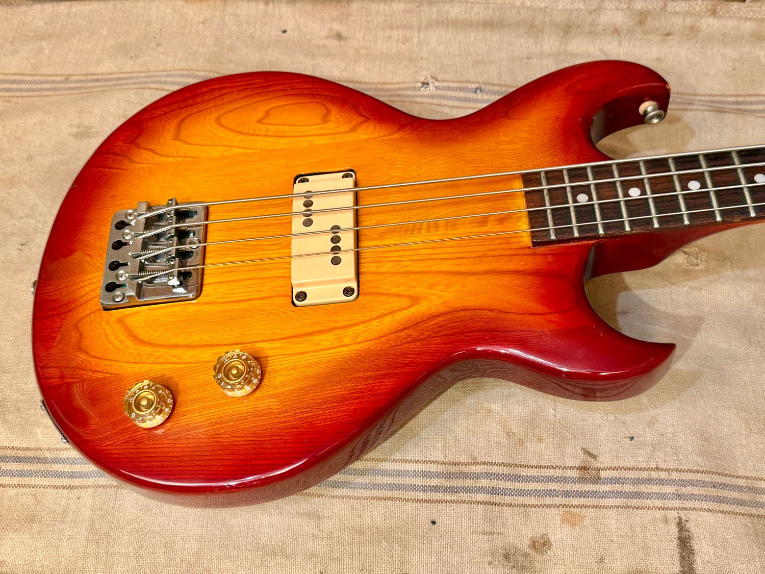 1982 Aria Pro II CSB-450 Cardinal Bass Cherry Burst
