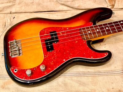 1990 Fender MIJ '62 RI Precision Bass Sunburst