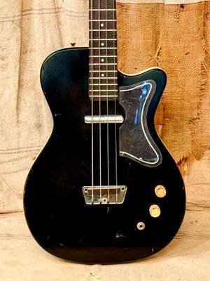 1960's Silvertone Danelectro Model #1444 Bass Guitar Black w/Dolphin HS