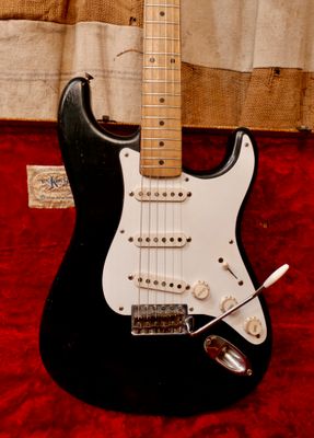 1957 Fender Stratocaster Black Refin