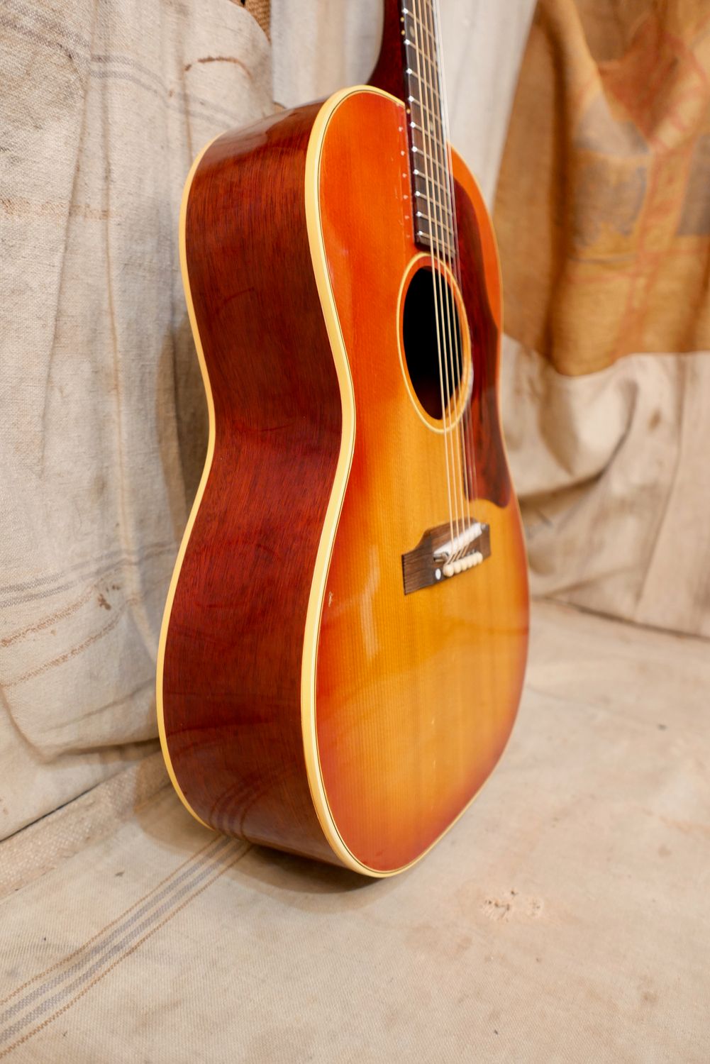 1965 Gibson B-25 Cherry Sunburst B25