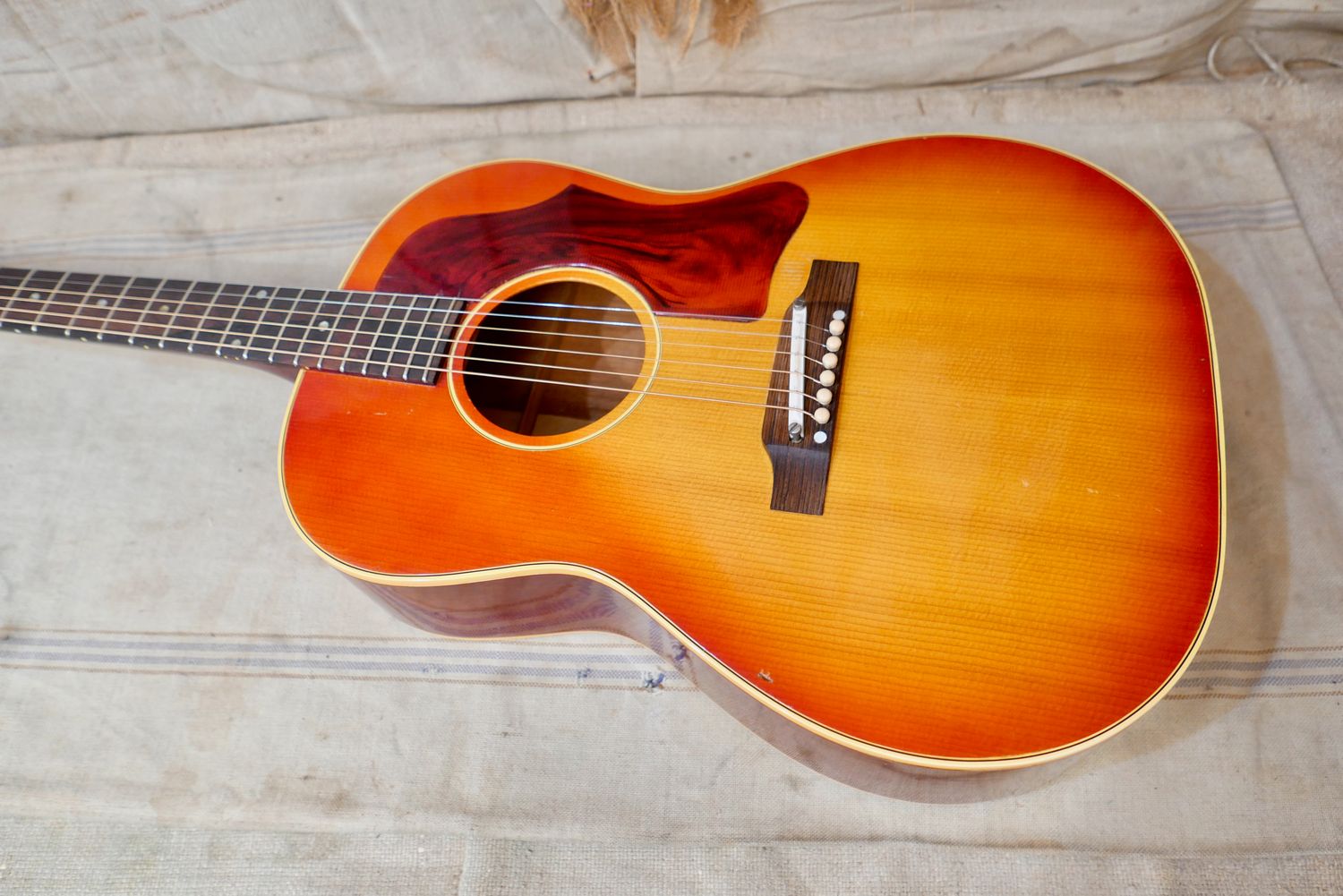 1965 Gibson B-25 Cherry Sunburst B25