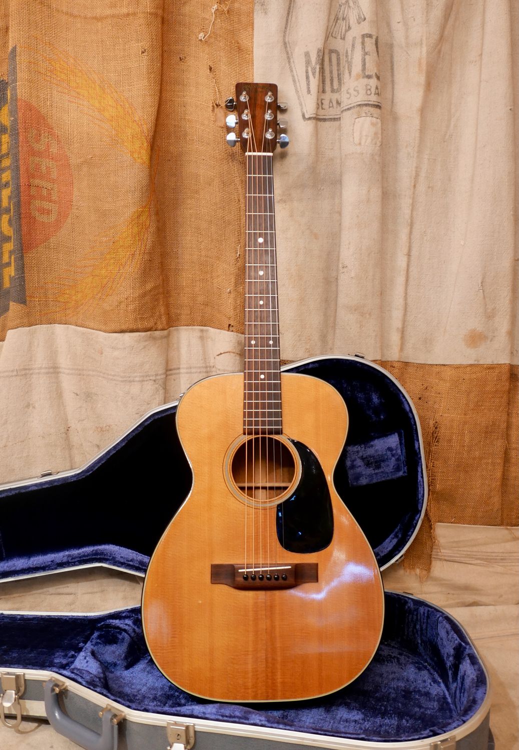 1972 Martin 0-18 Natural