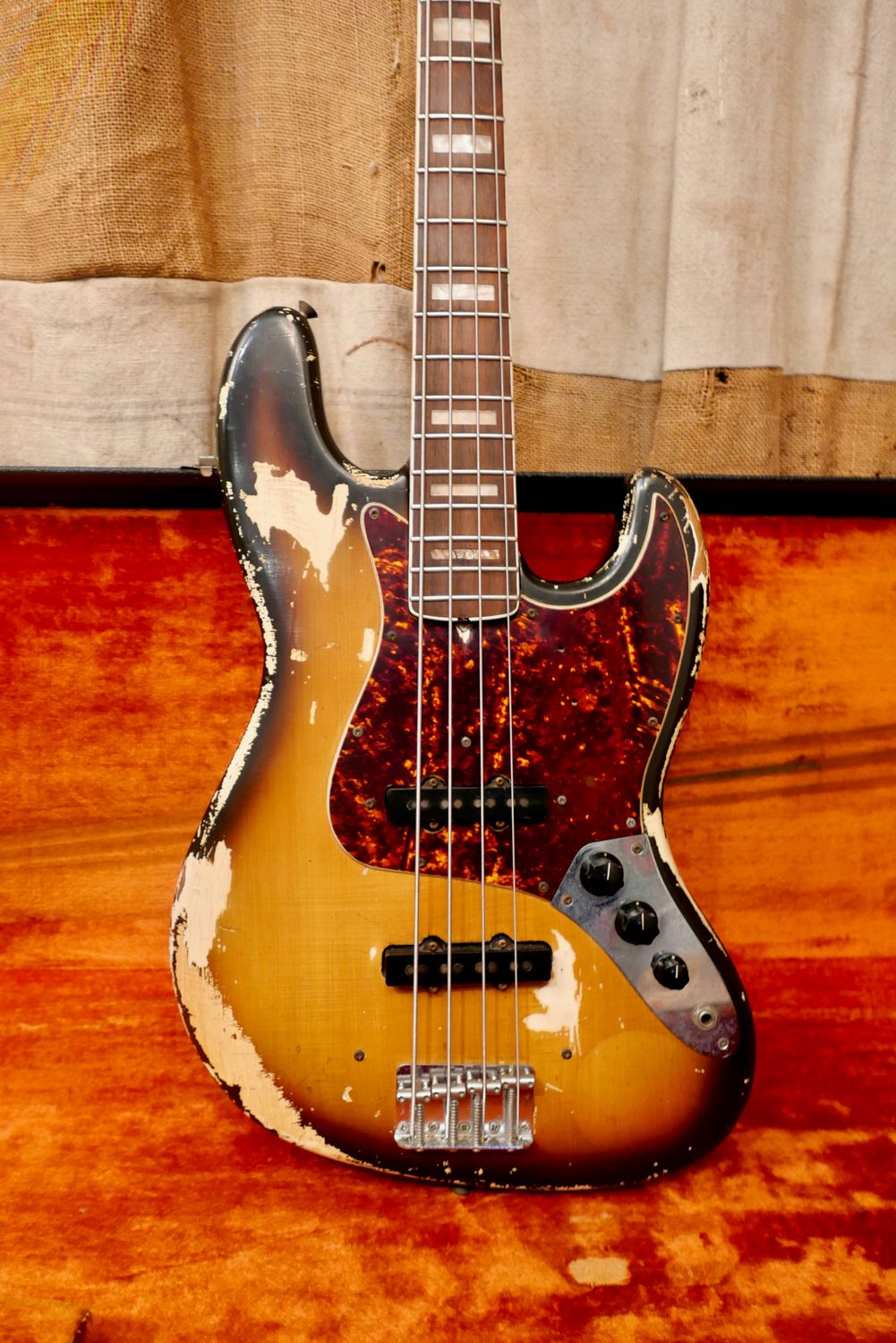 1970 Fender Jazz Bass Factory Sunburst over White