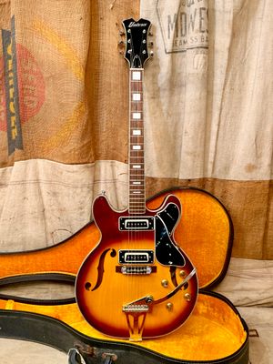 ~1969 Univox Custom 335 Hollow-body Electric Sunburst w/OSSC