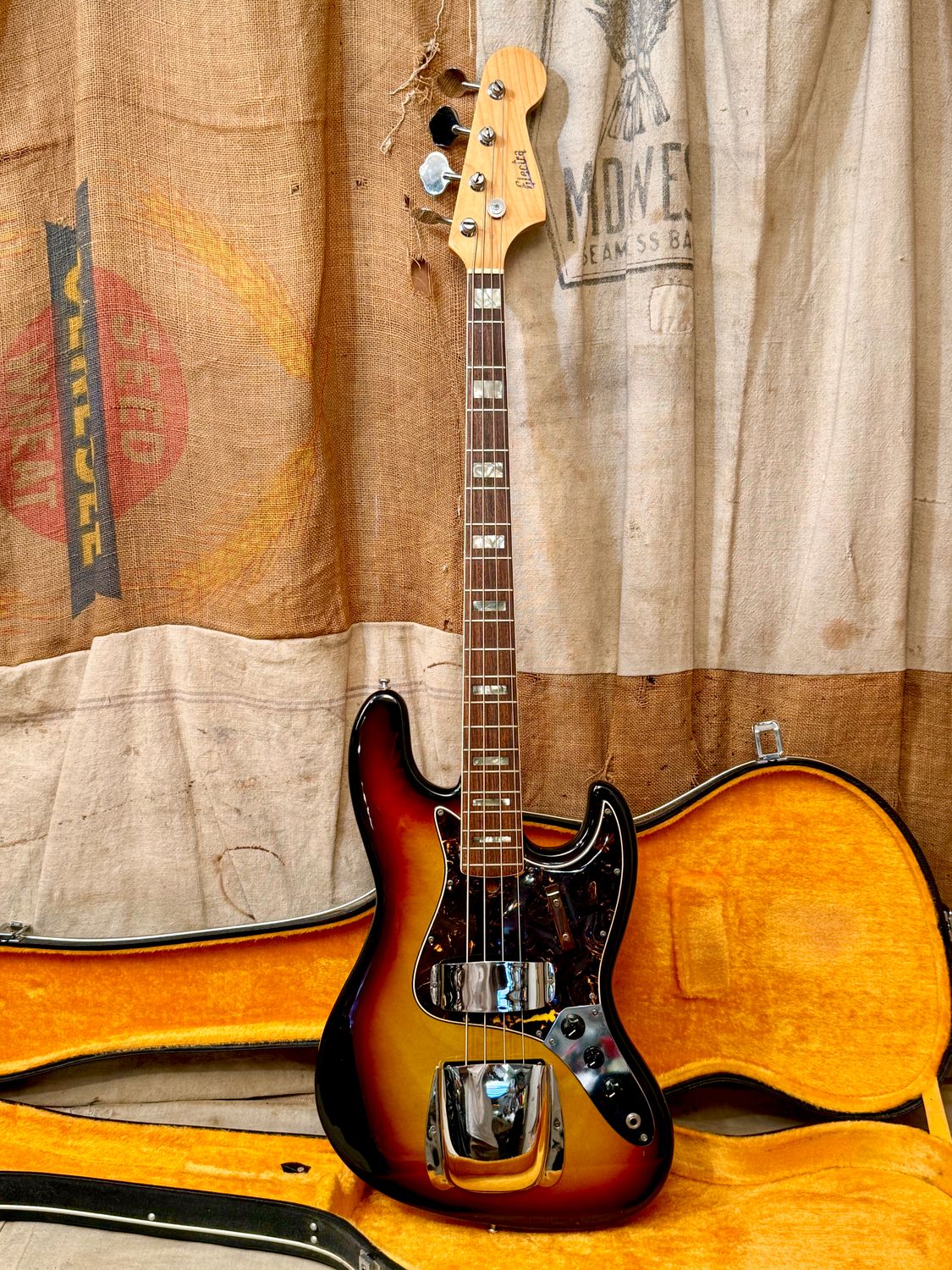 1973  Electra MIJ Jazz Bass w/OHSC