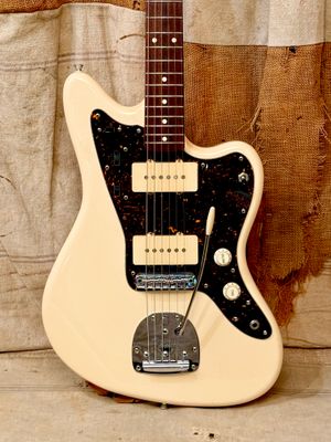 2015 Fender MIJ Classic 60's Jazzmaster Vintage White