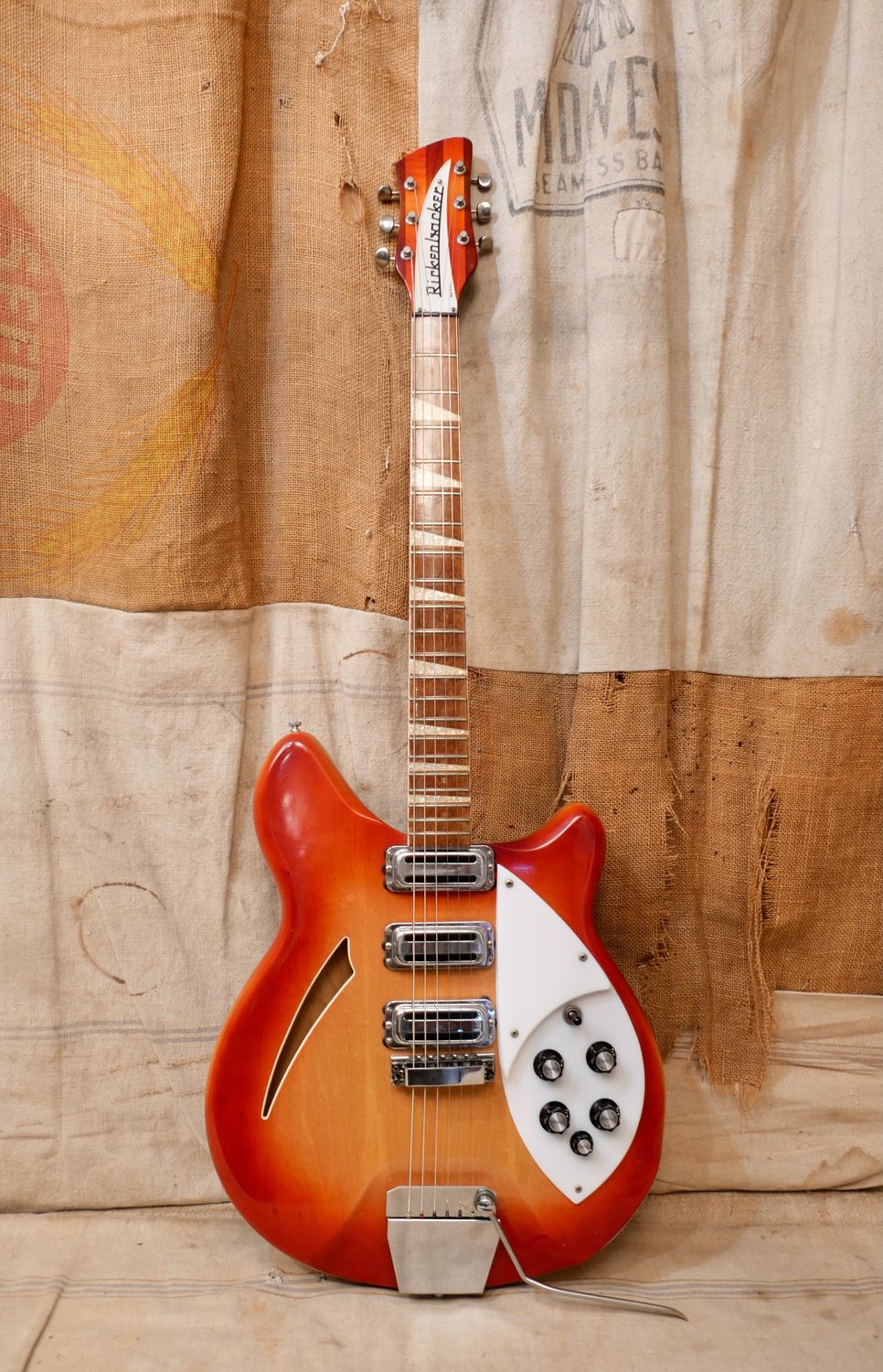 1967 Rickenbacker Model 375 Fireglo (c)