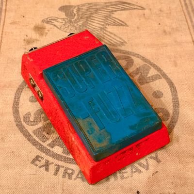 1968-1970 Univox Super Fuzz U-1095 Red-Blue (Changed Back)-Recapped