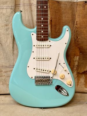 2005 Fender CIJ/MIJ '62 RI Stratocaster Daphne Blue