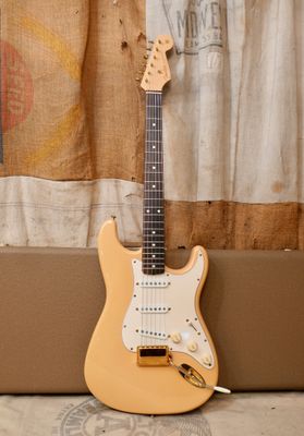 1994 Fender Custom Shop Norm's Rare Guitars Stratocaster Pink