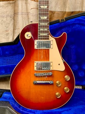 1989 Gibson Les Paul Standard Cherry Sunburst