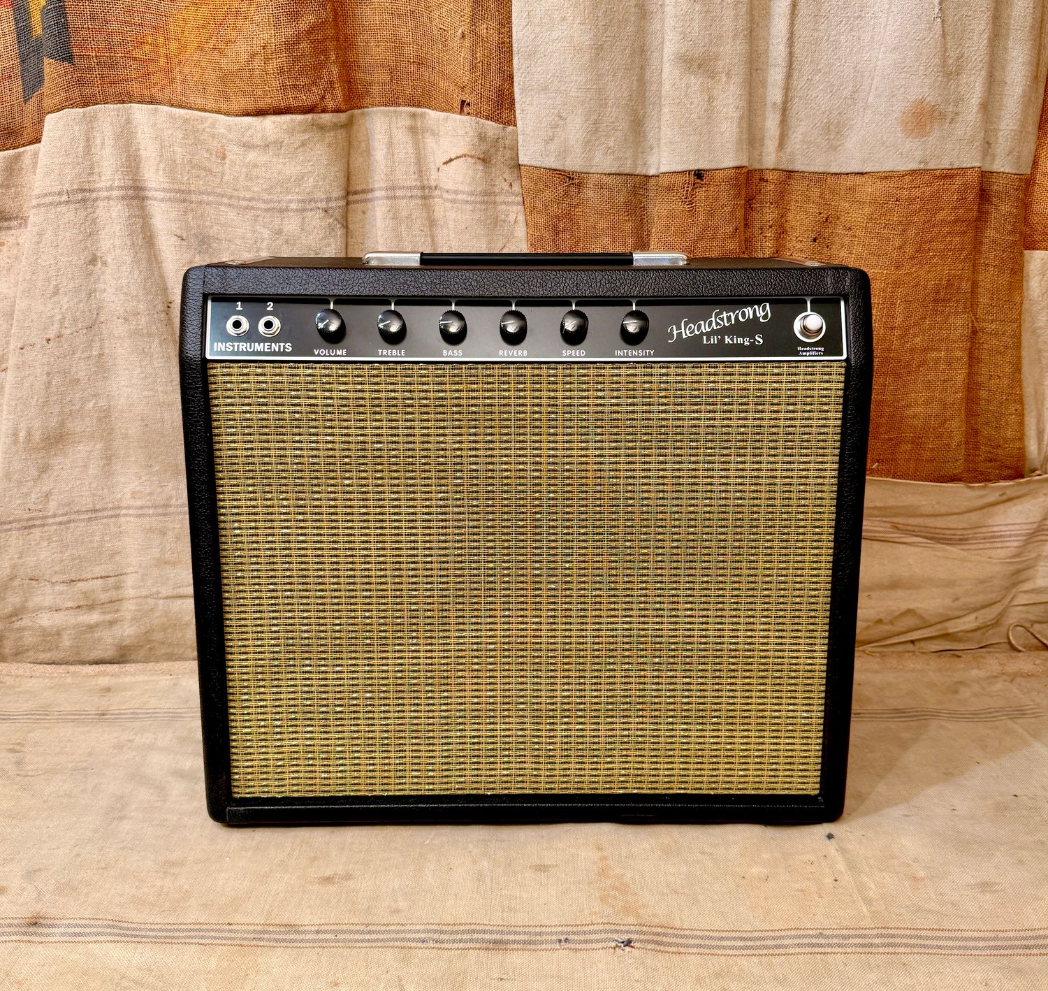 Headstrong Lil King S Amplifier Black (c)