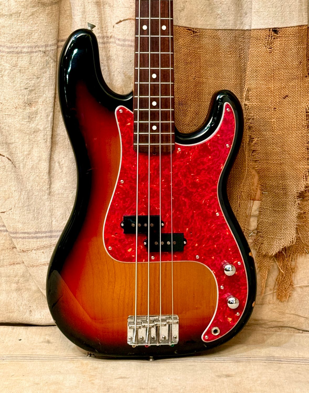 1997-2000 Fender CIJ-MJ '62 Reissue Precision Bass Sunburst PB62