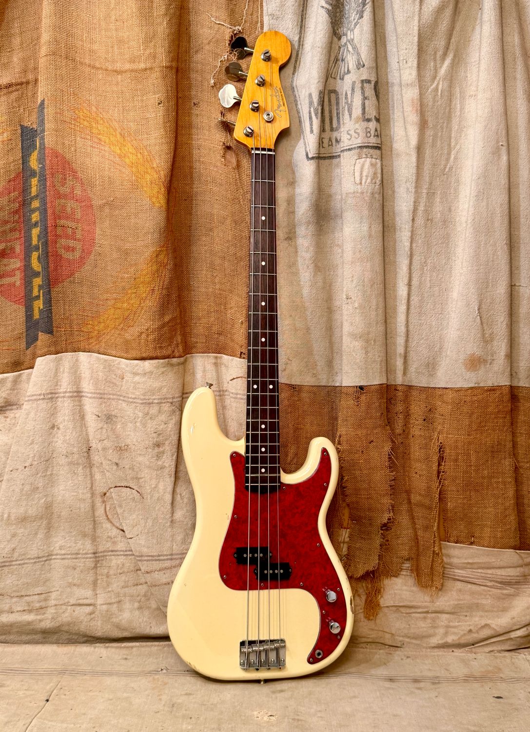 1997-2000 Fender CIJ-MIJ  '62 Reissue Precision Bass White PB-62