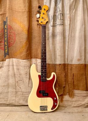 1997-2000 Fender CIJ-MIJ  '62 Reissue Precision Bass White PB-62