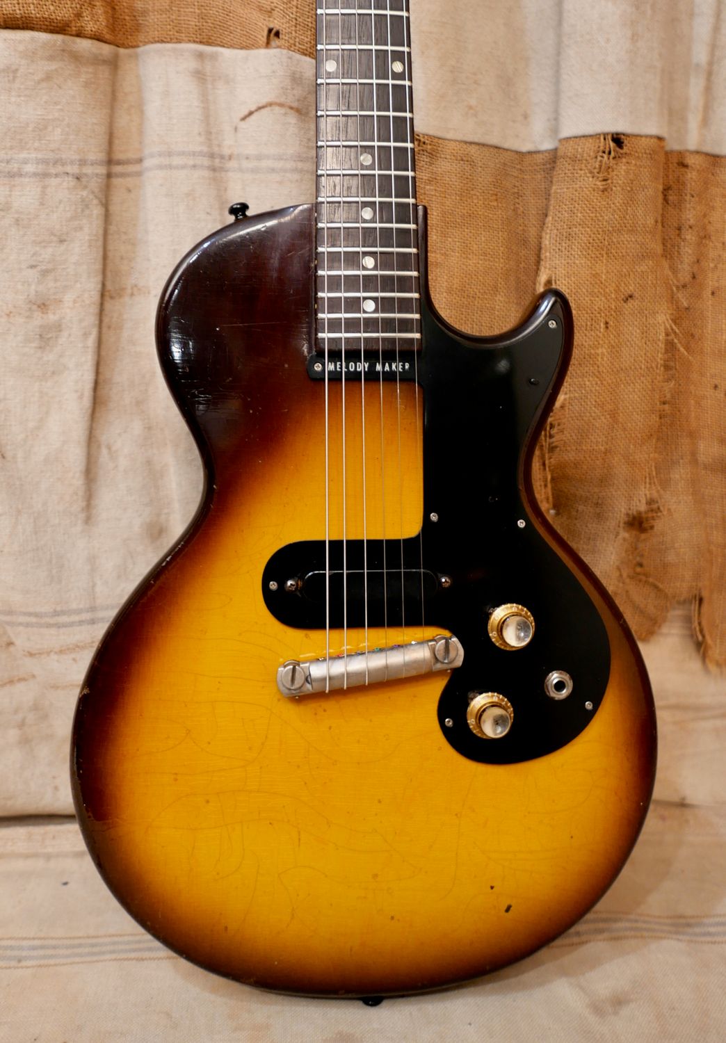 1961 Gibson Melody Maker Sunburst 1D Single Cutaway
