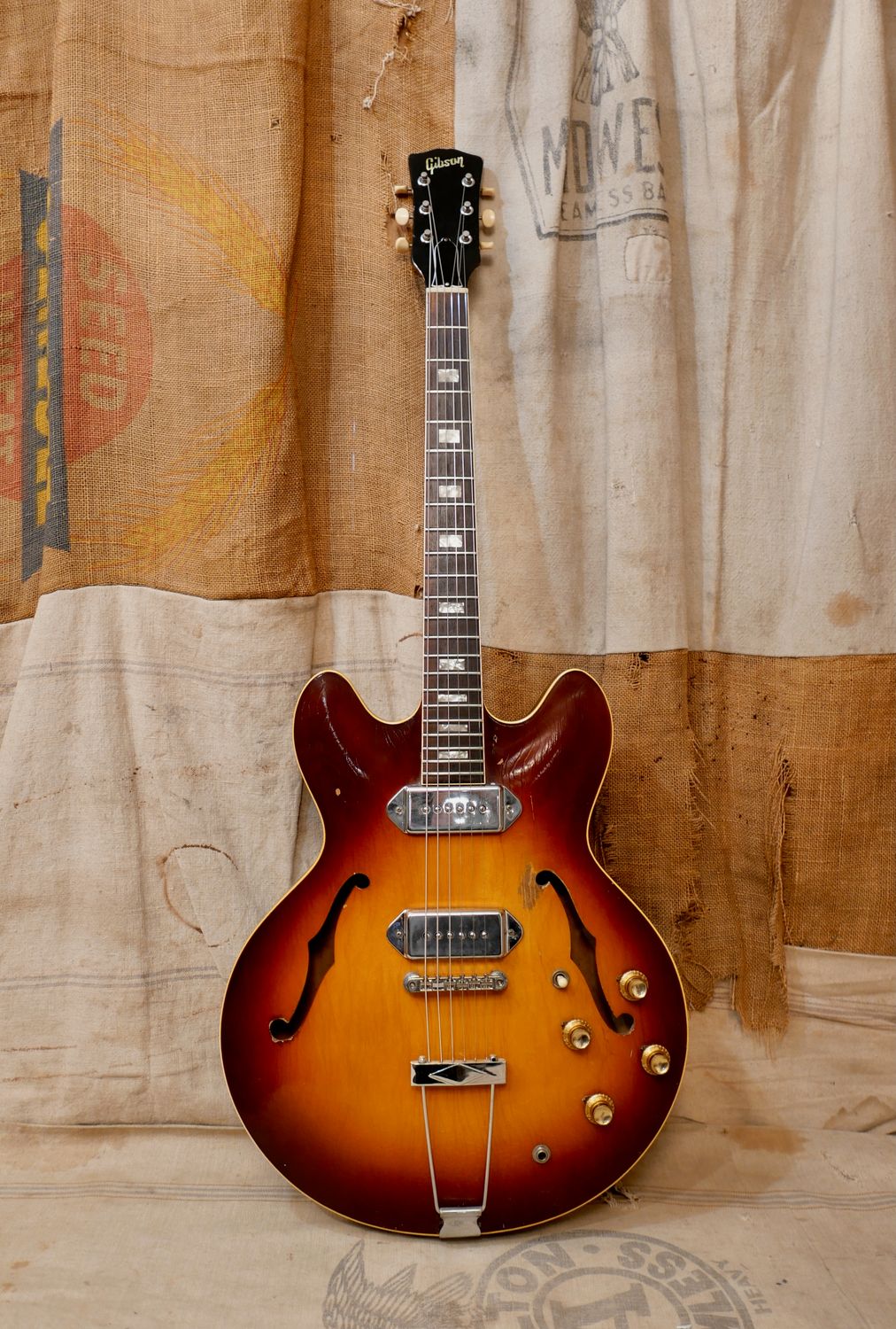 1967 Gibson ES-330 Sunburst ES-330TD