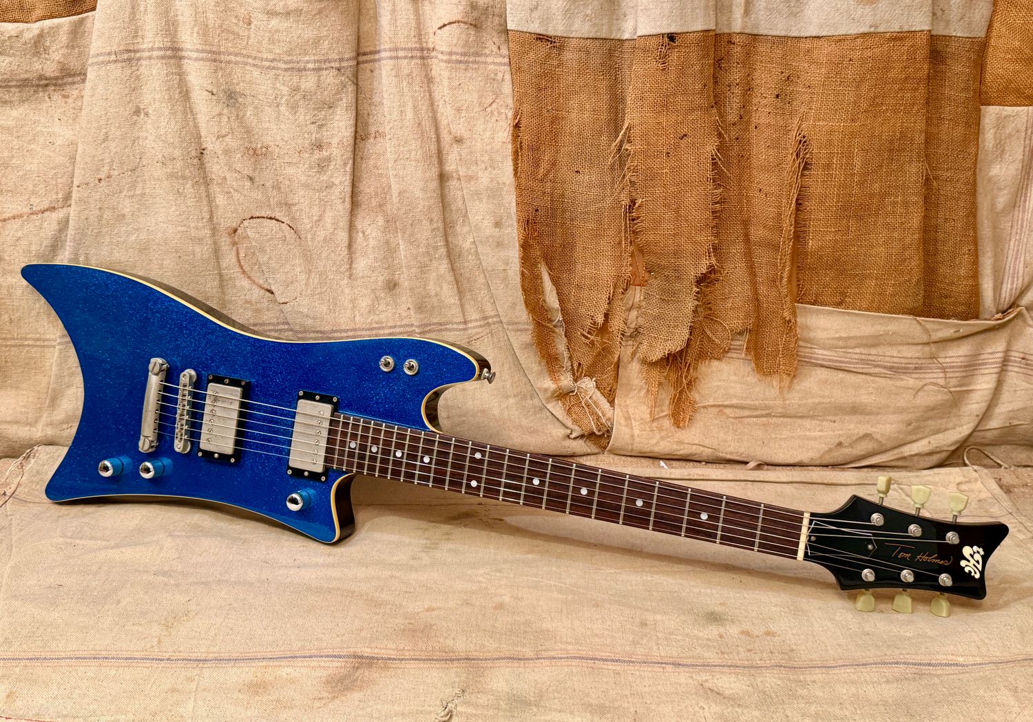 2012 Tom Holmes Company BG Standard Blue Sparkle I121673