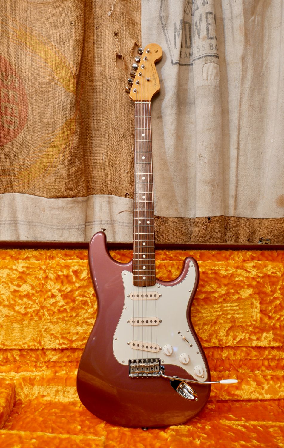 1997 Fender AVRI '62 Reissue Stratocaster Burgundy Mist Metallic American Vintage Yamano