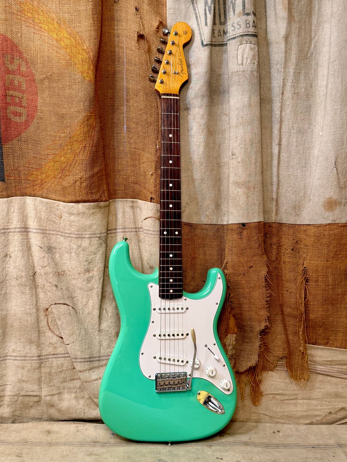 2010 Fender MIJ '62 Reissue Stratocaster Surf Green ST62-US