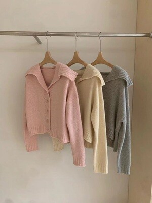 MY2204 Cardigan Sweater