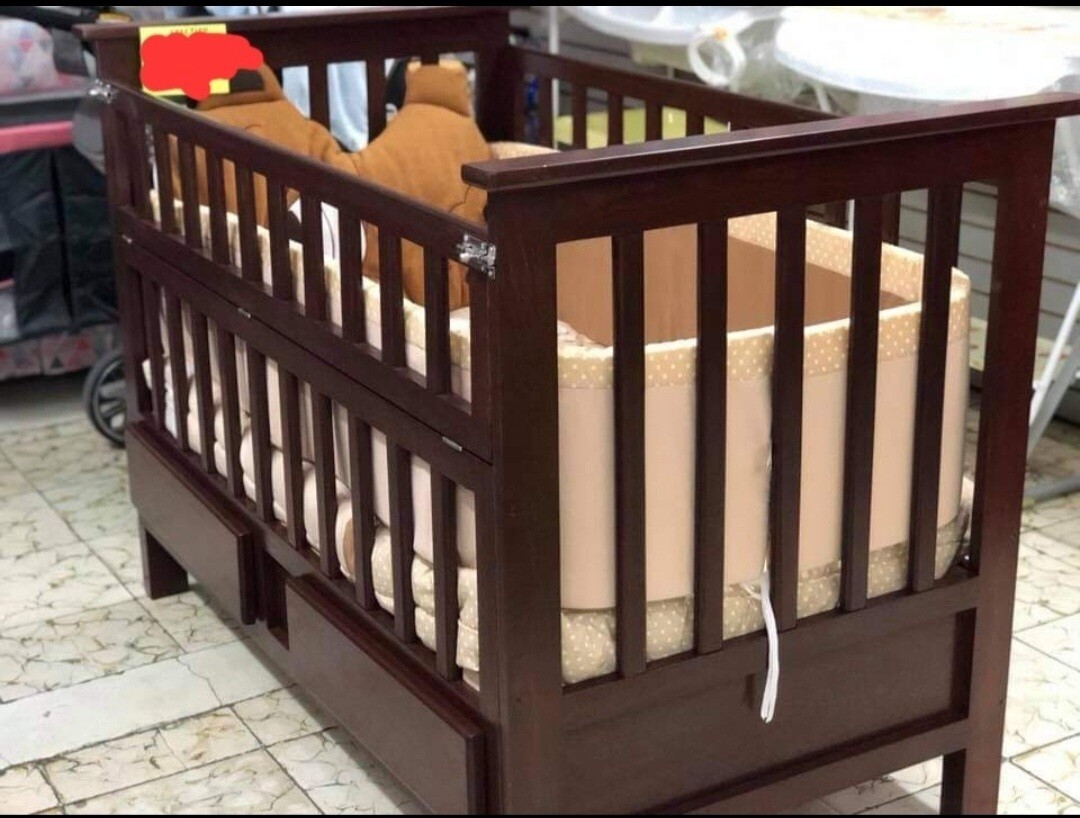 Cuna de madera