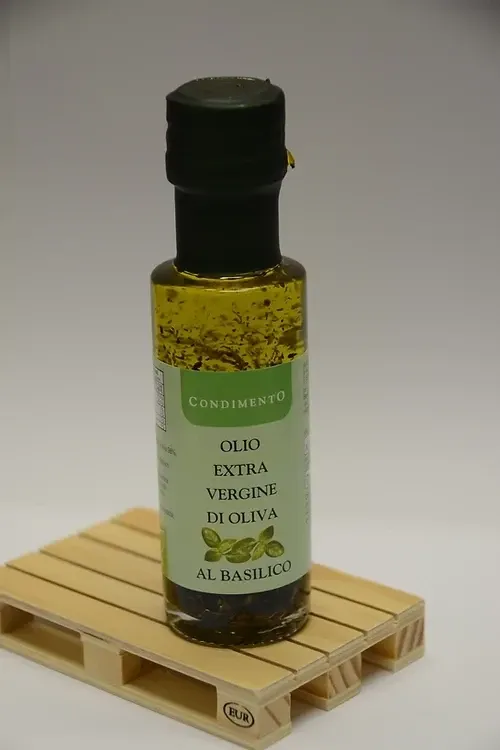 Olio extra vergine di oliva al basilico