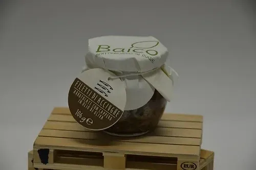 Anchovy fillets with capers