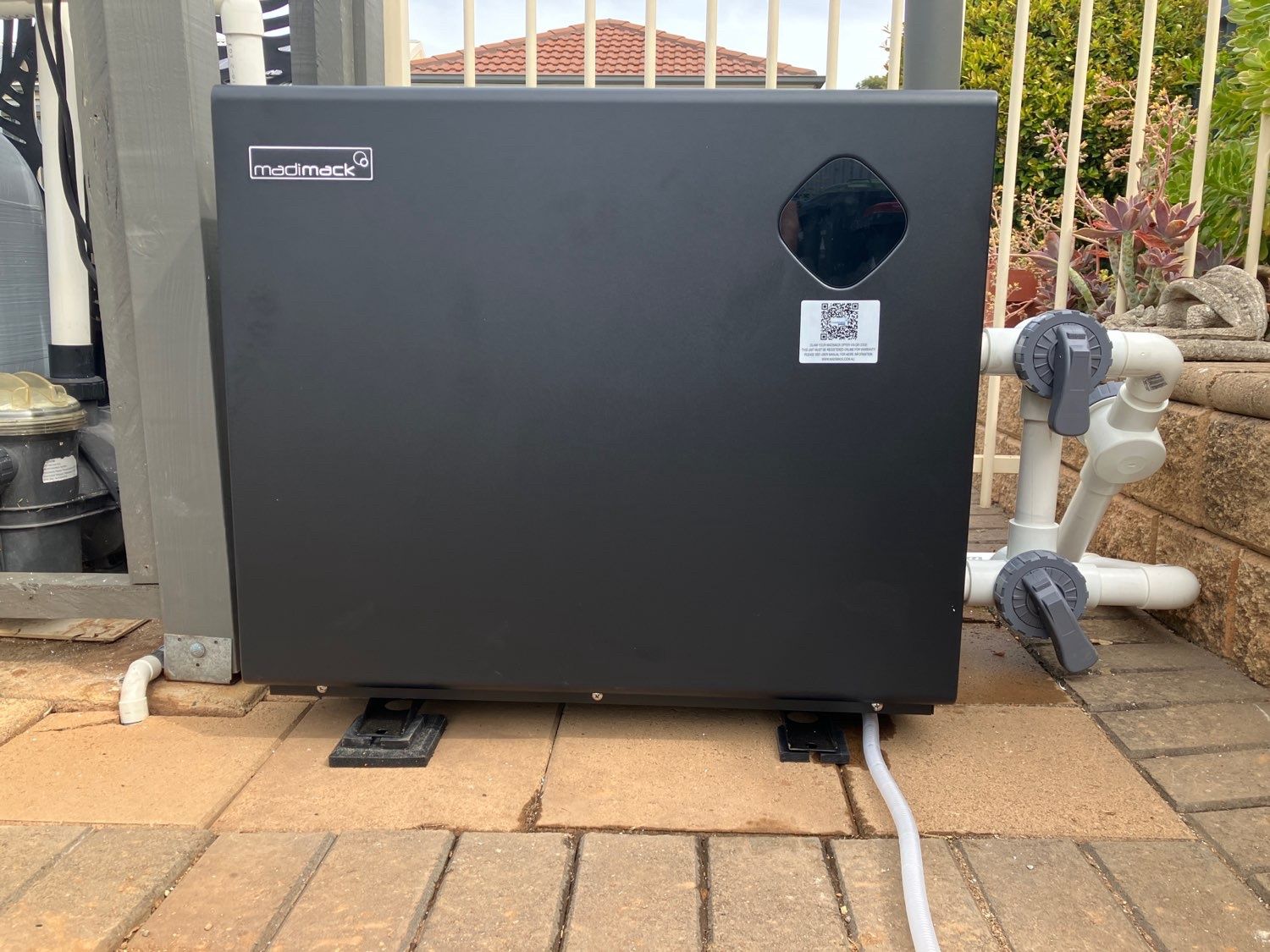 Madimack Elite V3 - Pool Heat Pump (Multiple sizes), Heat Pump Size: 11 kW (10 amp standard plug)