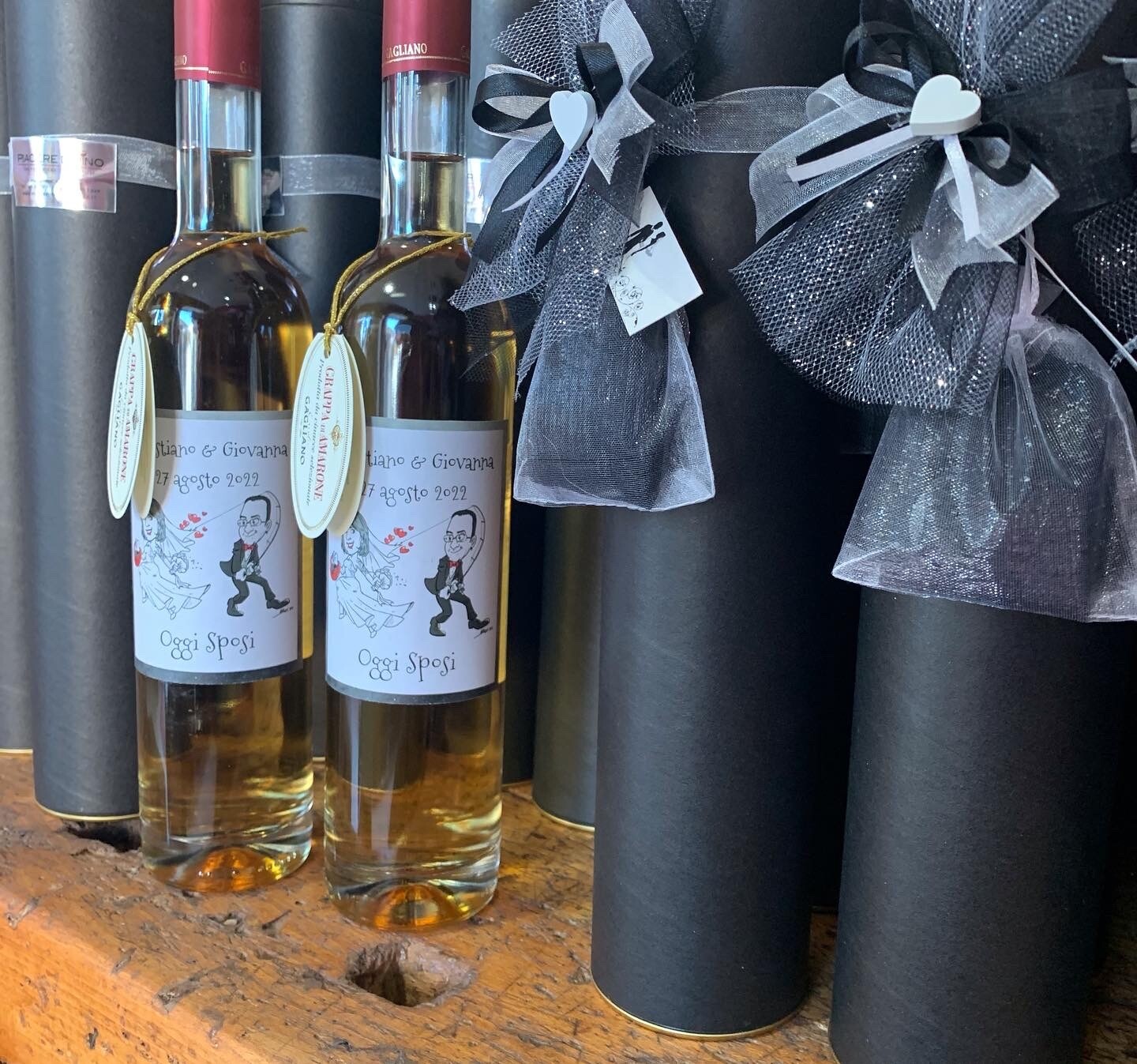 Etichette personalizzate e confezioni regalo personalizzate