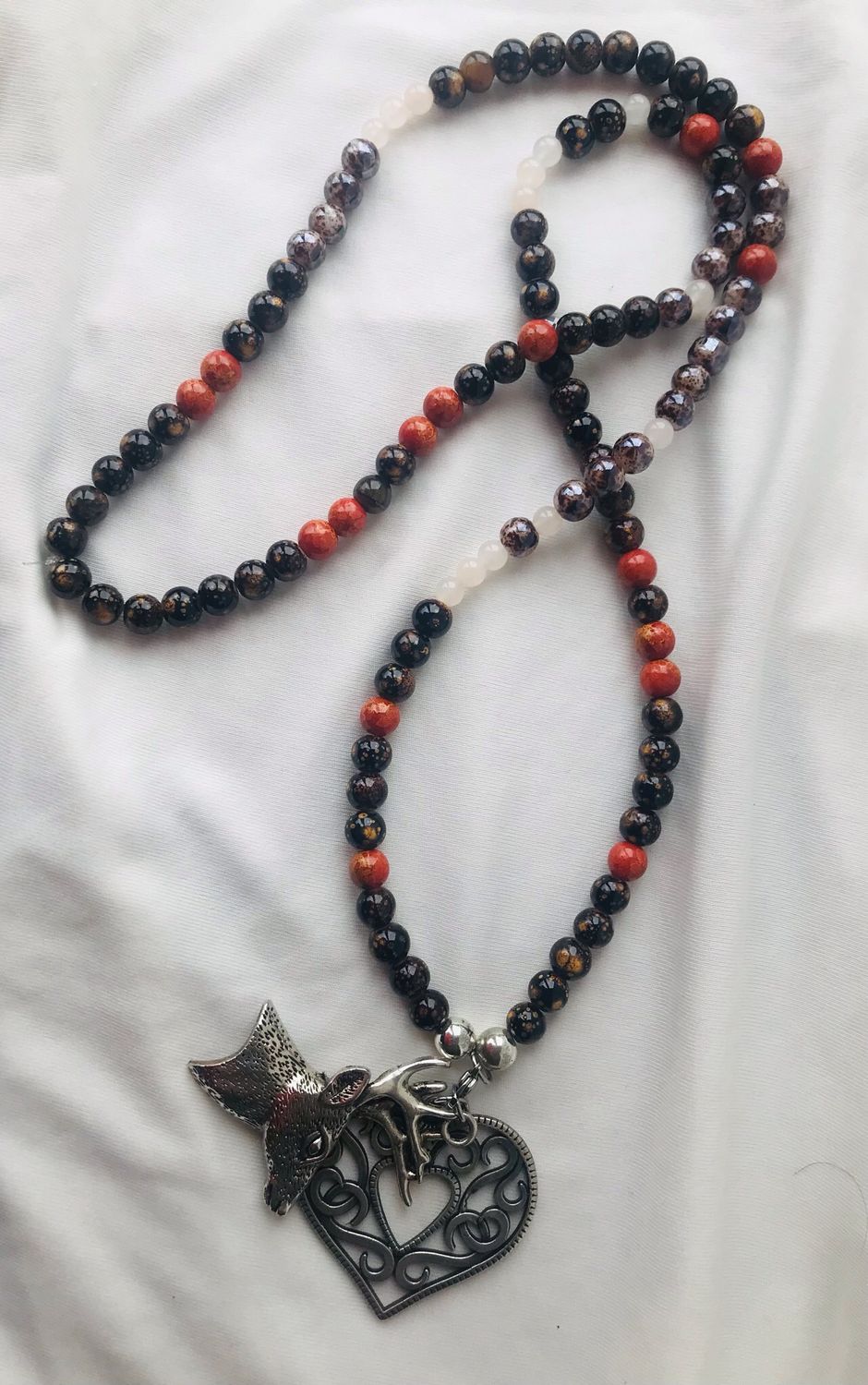 Perlen Kette mit Hirsch Anhänger