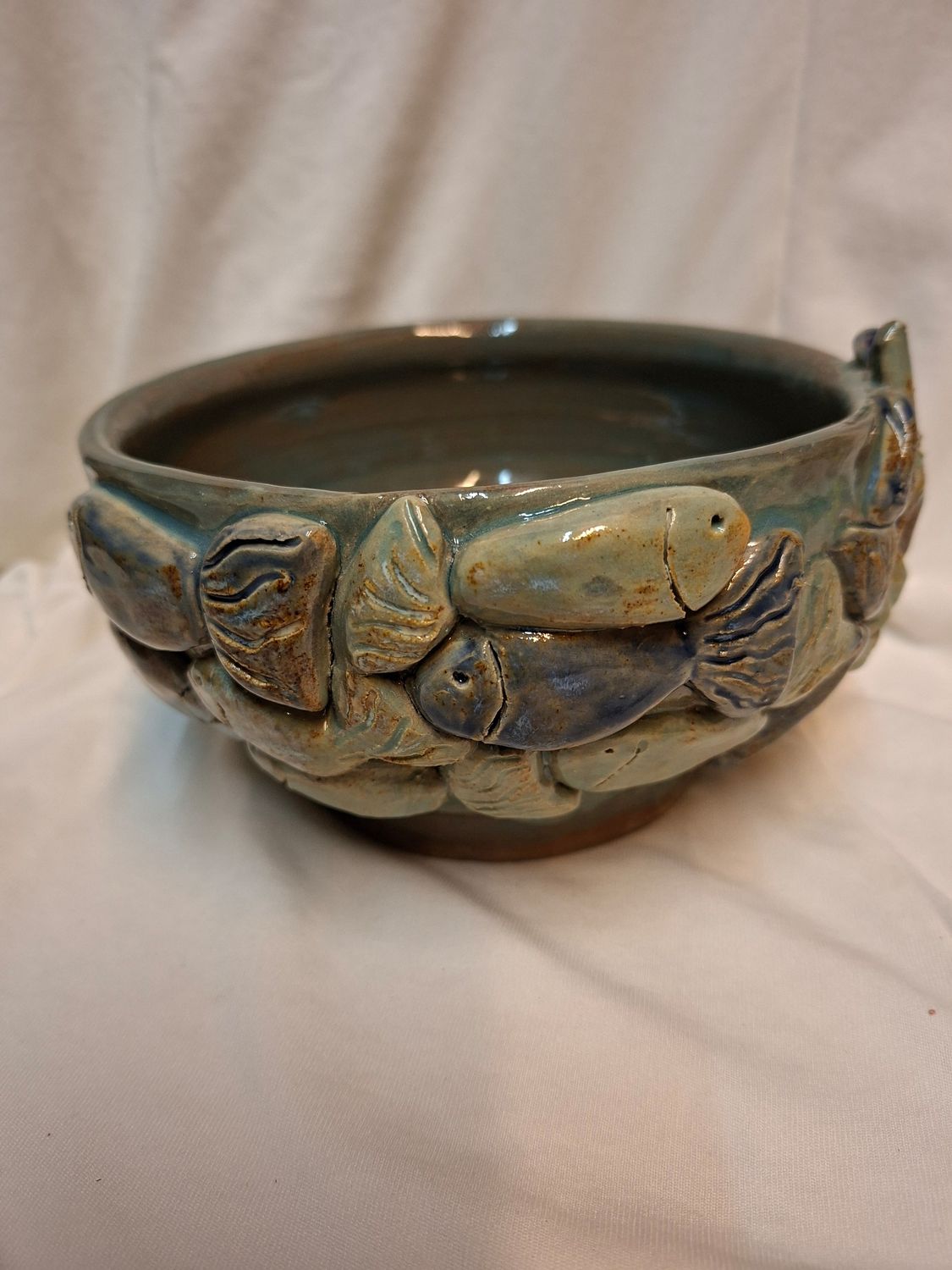 Keramik Schale mit Fischen