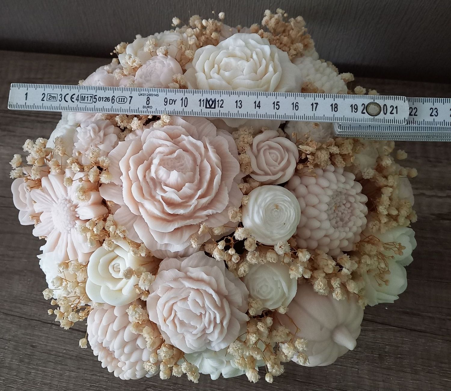 Wachsblumen Korb in Natur und Beige