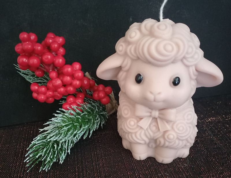 Schaf Kerze in Beige