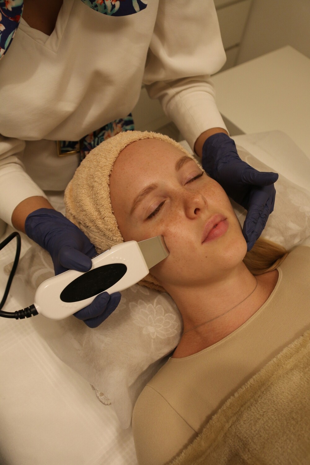 2 Hour Hydra- Facial Gift Card