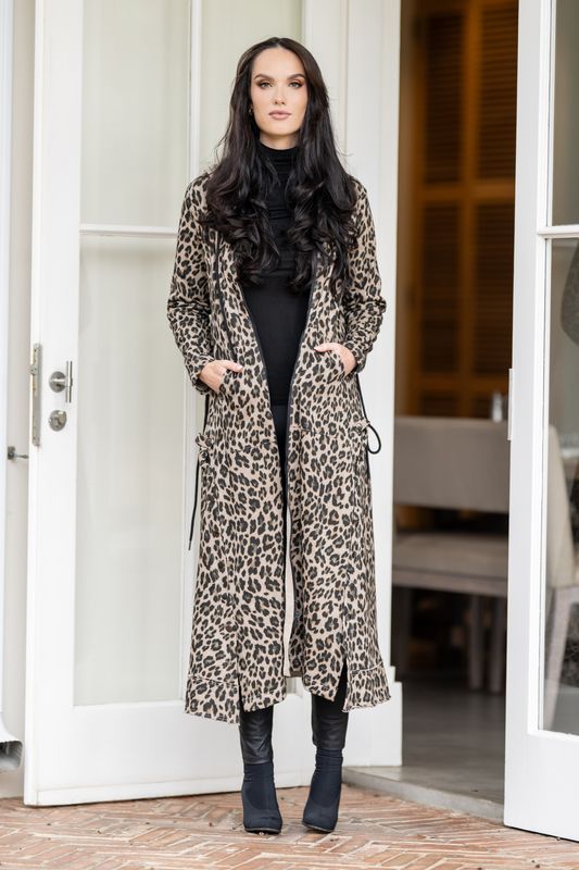 Mastik bold and cozy zip-up leopard hoodie dress\jacket
