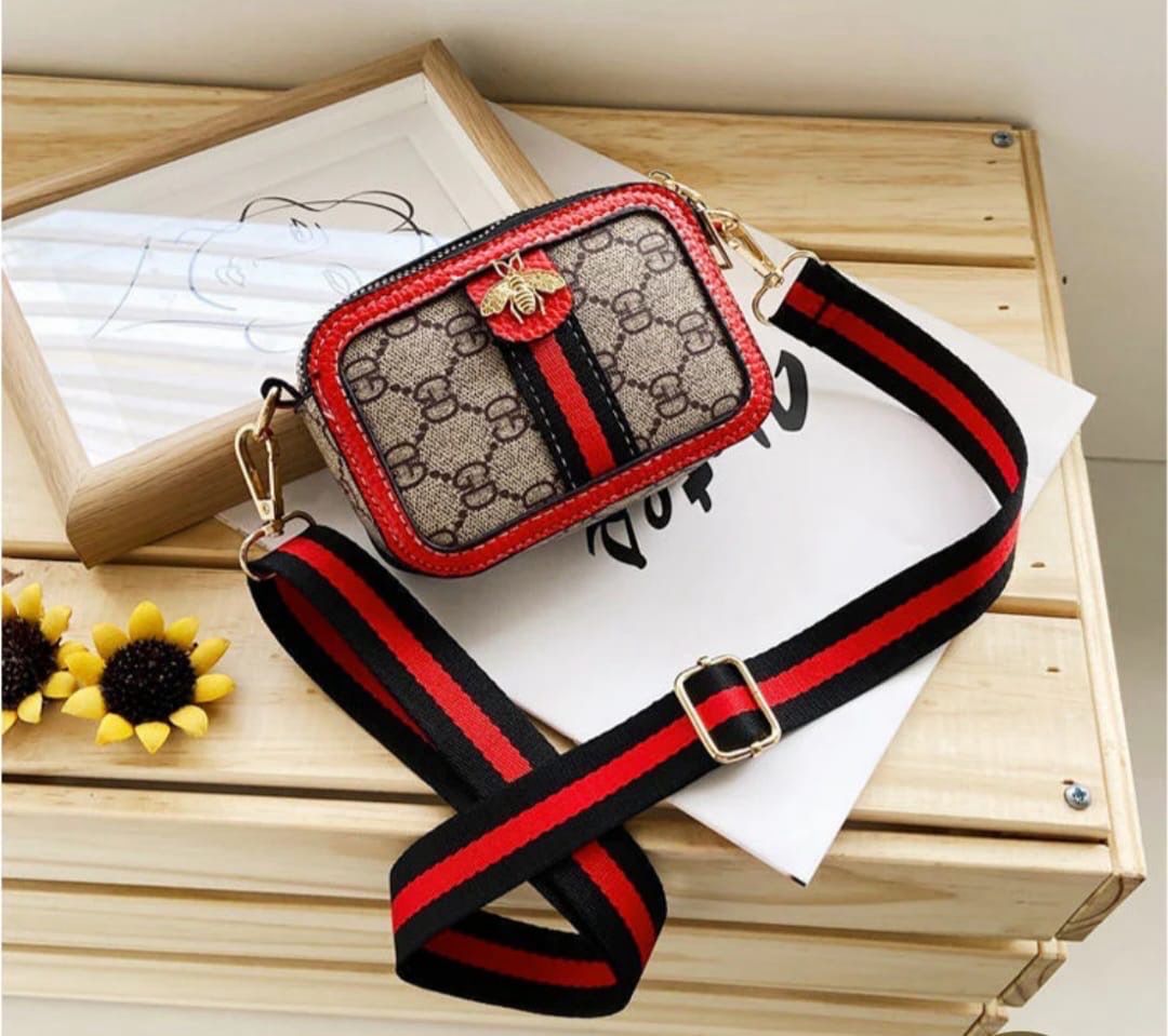 Bee mini bag