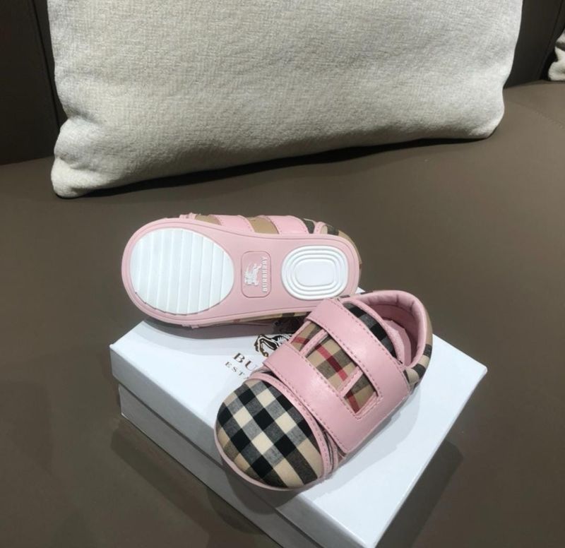 Pink shoes