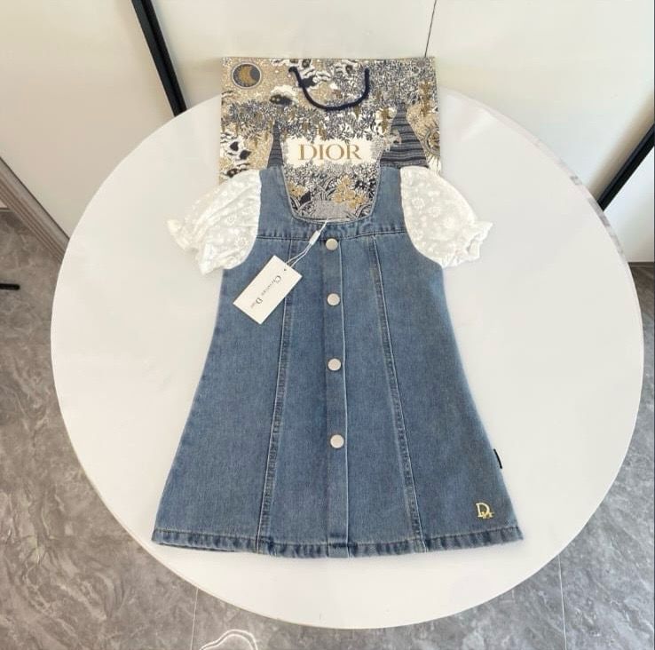 D dress