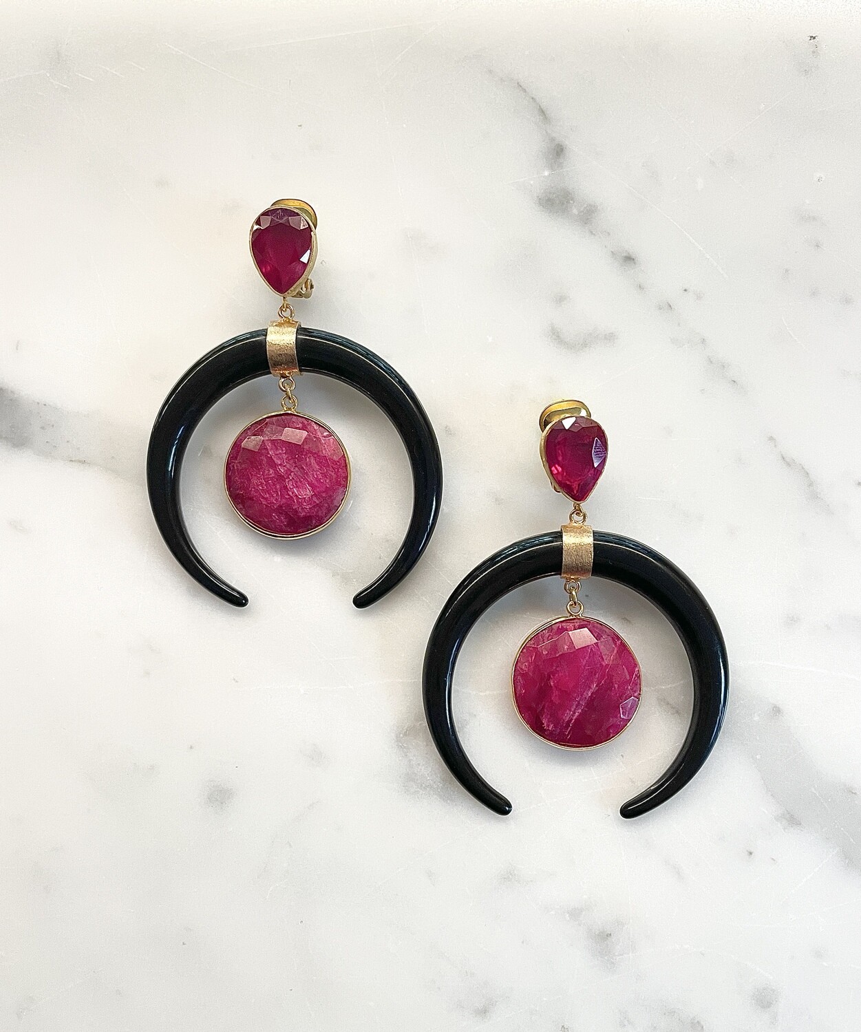 Rhea in Resin and Red Agate Earring