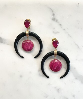 Rhea in Resin and Red Agate Earring