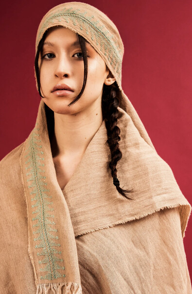 BEIGE LINEN SHAWL MARY MAGDALENE