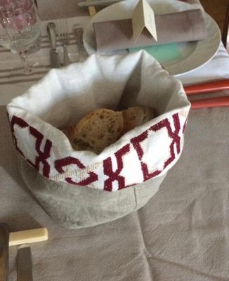 LINEN BREAD BASKET