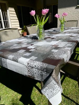 Tablecloth (PVC &amp; Embossed)